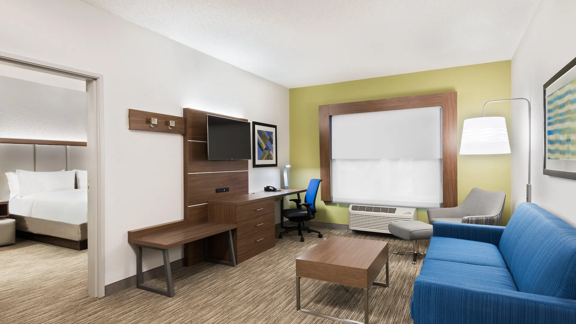 Holiday Inn Express & Suites - Columbus Airport East By Ihg Hotel