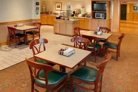 Holiday Inn Express & Suites - Columbus Airport East By Ihg Hotel